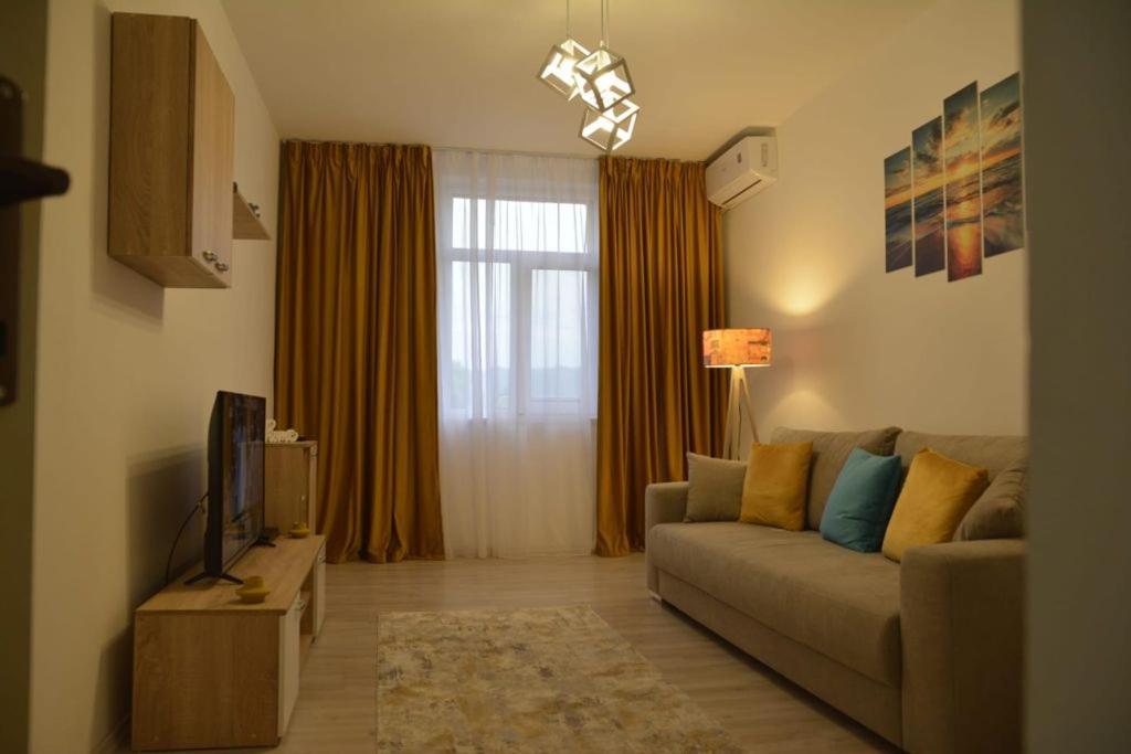 Sunrise Apartment Petroşani エクステリア 写真
